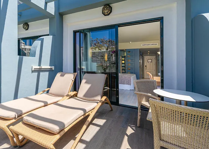 Adrian Colon Guanahani Adultos Only