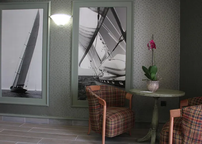 Adrian Colon Guanahani Adultos Only