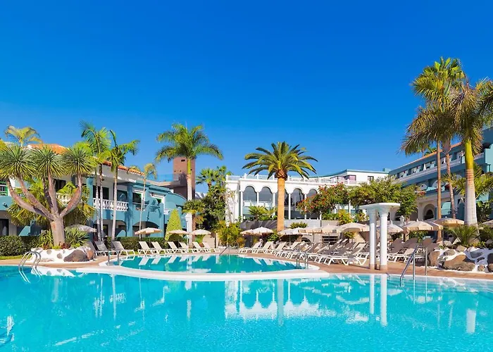 Adrian Colon Guanahani Adultos Only