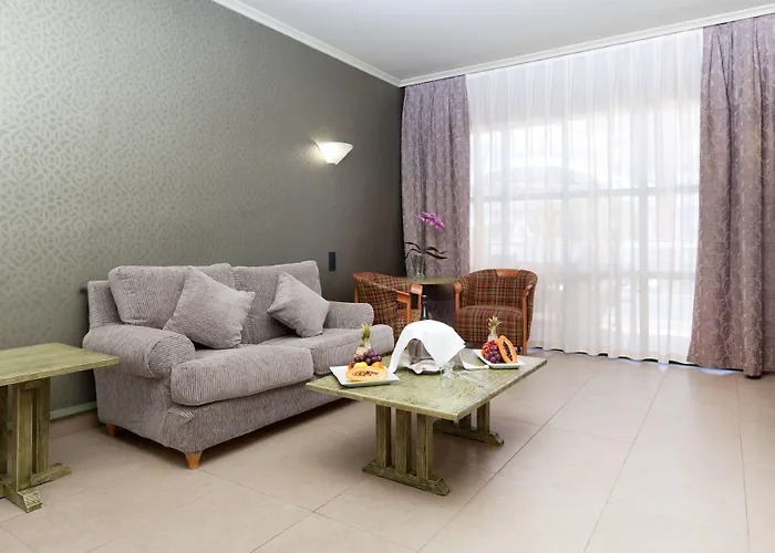 Adrian Colon Guanahani Adultos Only מלון אדחה