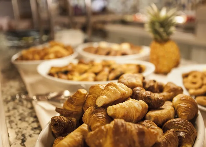 Adrian Colon Guanahani Adultos Only אדחה